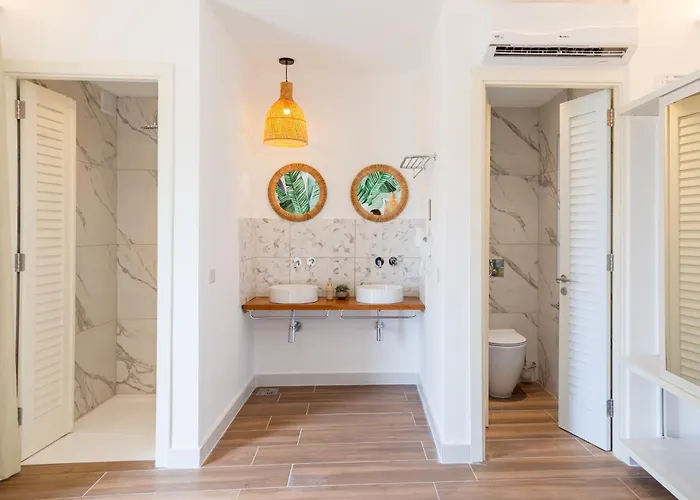 By Zzzing Guest house Mosta