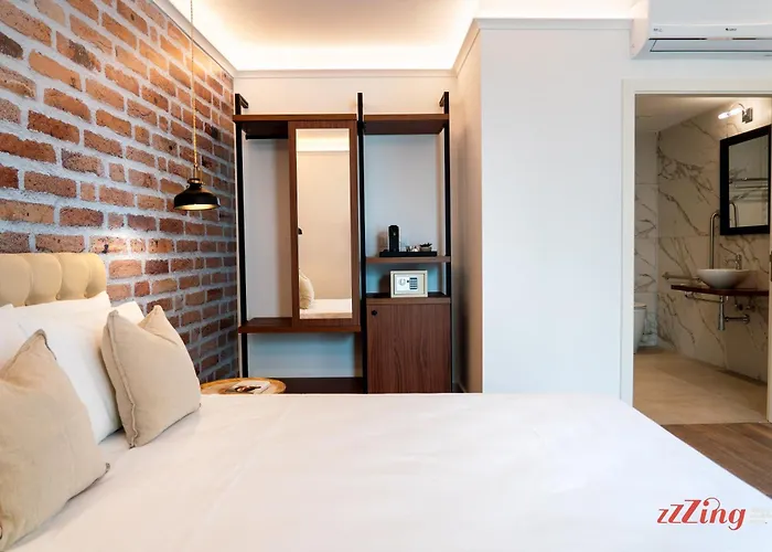 By Zzzing Guest house Mosta