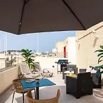 Guest house By Zzzing Mosta
