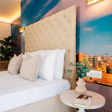 By Zzzing 招待所 莫斯塔