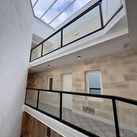 By Zzzing 4* 莫斯塔