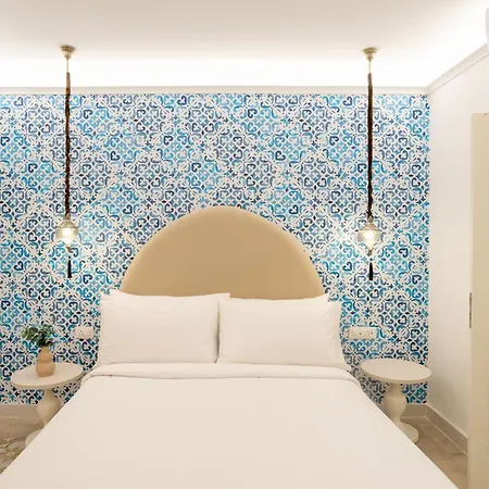 Pensión By Zzzing Mosta