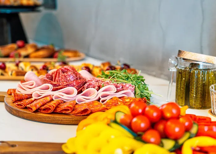 Πανσιόν By Zzzing